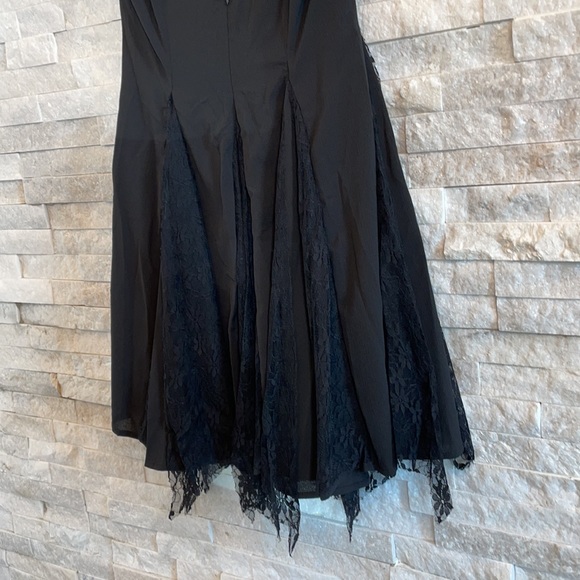 Black Spaghetti Strap Cami Dress with Handkerchief Lace Contrast Flare Dress - Picture 11 of 13